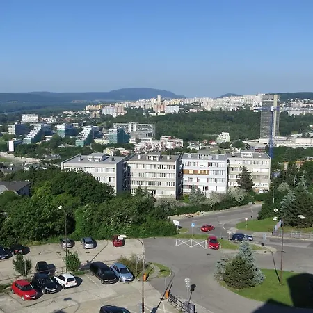 Retro Suza 2* ブラチスラヴァ